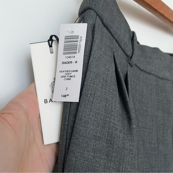 NWT Aritzia Babaton Spotlight Cargo Dress Pants - Picture 3 of 5